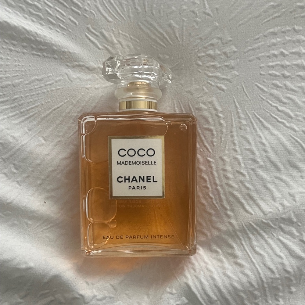 CHANEL Coco Mademoiselle - Warm Amber